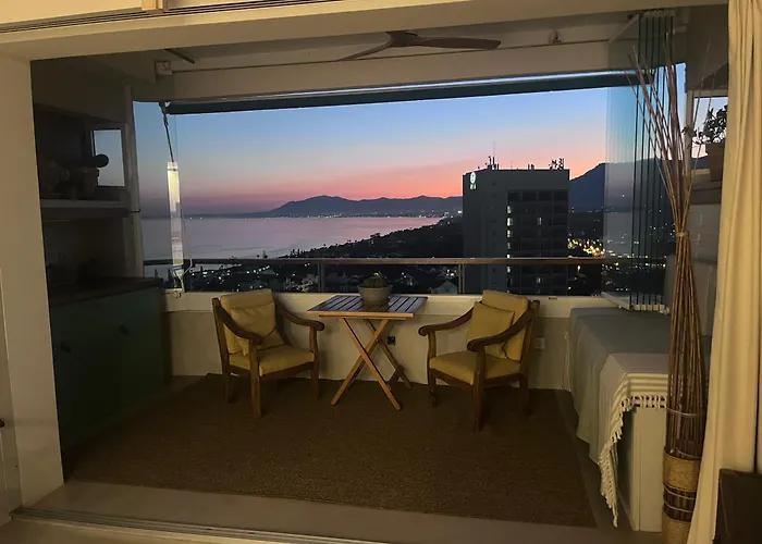 Vistas Al Mar Del *