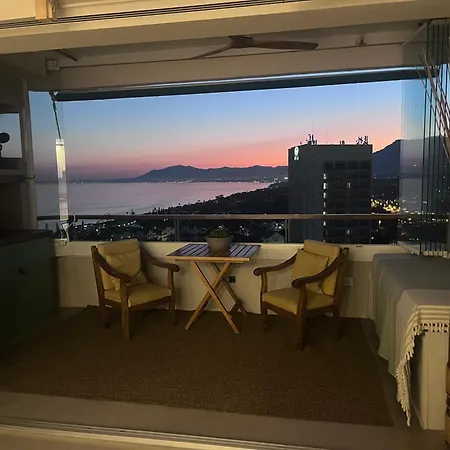 Vistas Al Mar Del *